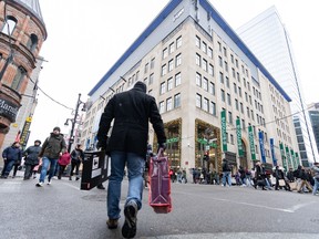 Retail sales in Canada fall flat after four-month surge
