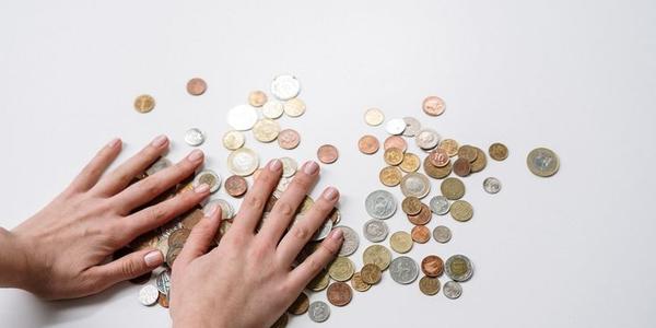 VisionSys AI Stock Plummets Amid Solana Treasury Plans