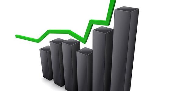 Crude Oil Prices Fall Amid Weak GDP and Geopolitical Risks