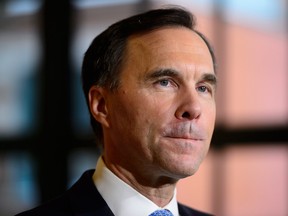 Morneau Downplays IMF Criticism of Canadian Economy